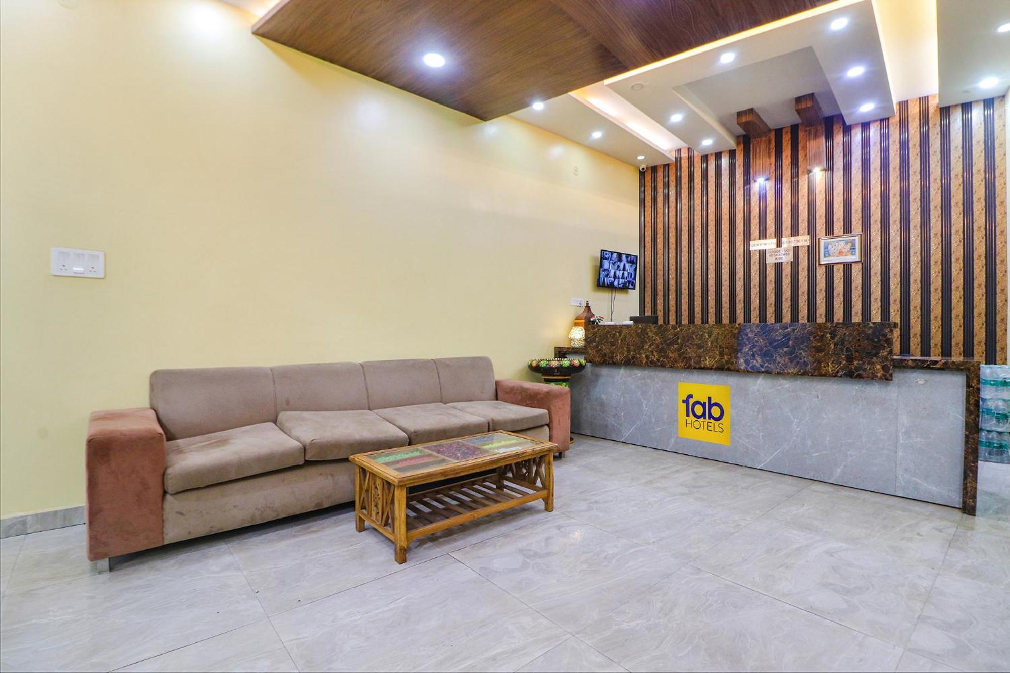 Hotel Fabexpress Sinon à New Delhi Extérieur photo